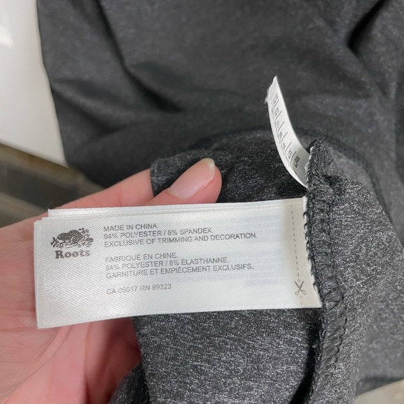 Roots technical t shirt (unisex) size small - Picture 3 of 3